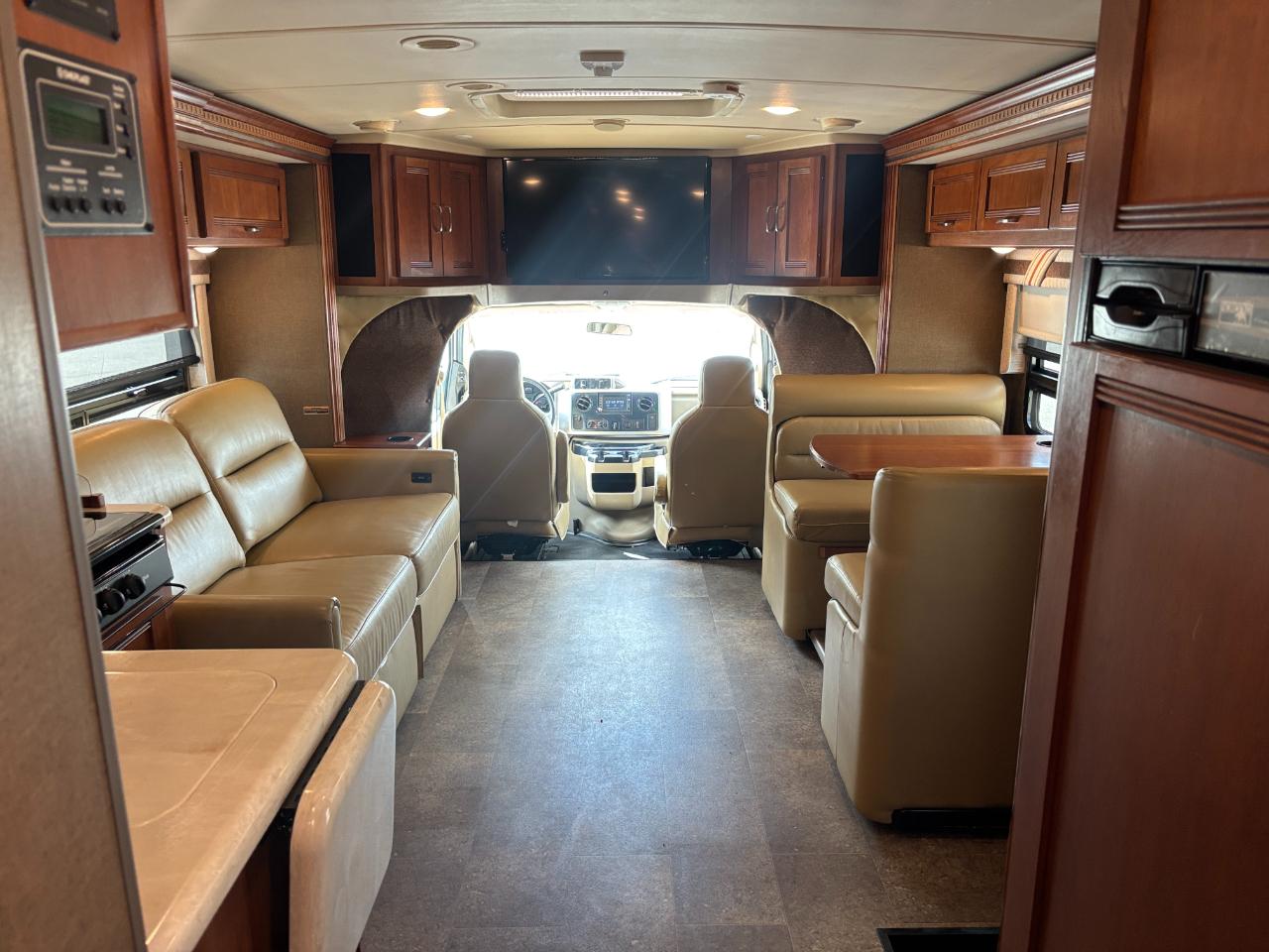 Winnebago Aspect  2018