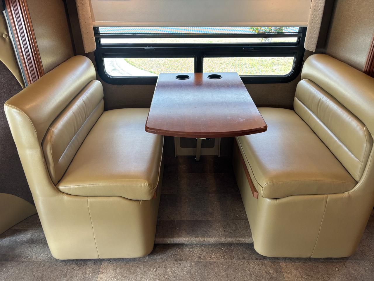 Winnebago Aspect  2018