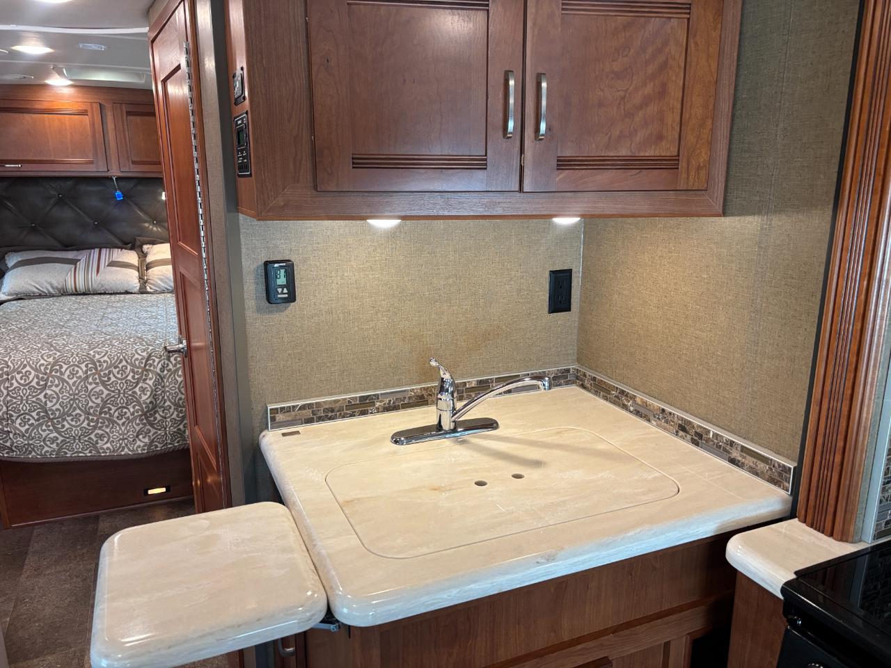 Winnebago Aspect  2018