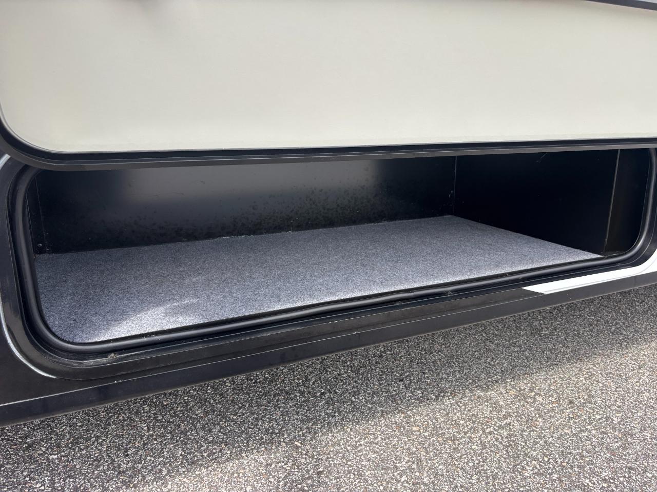 Winnebago Aspect  2018