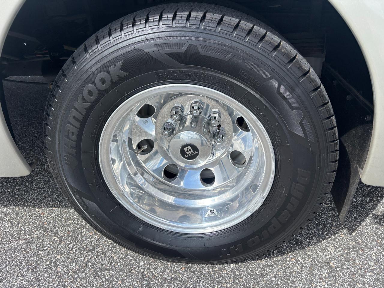 Winnebago Aspect  2018