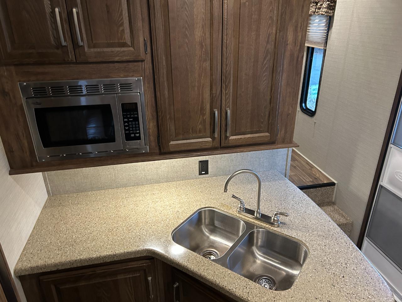 Keystone Cougar  2016