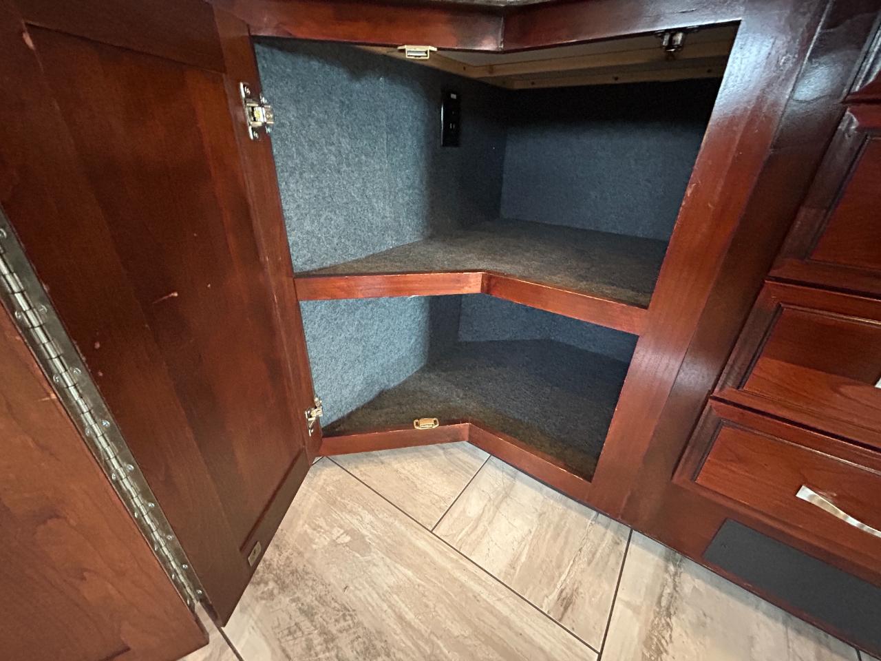 Fleetwood Discovery  2017