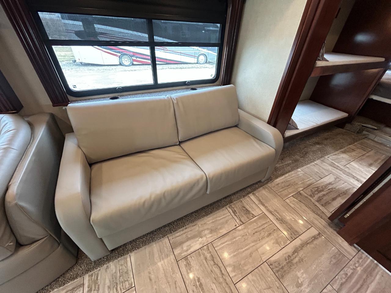 Fleetwood Discovery  2017