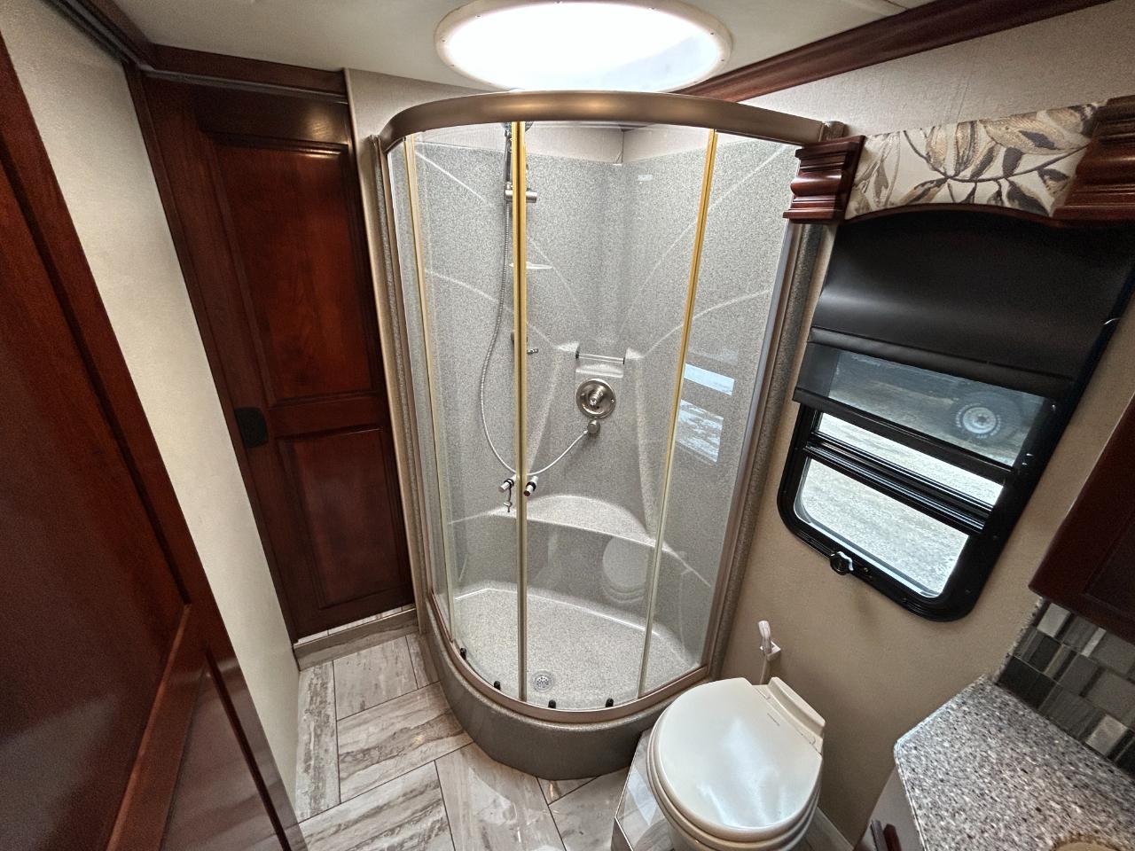 Fleetwood Discovery  2017