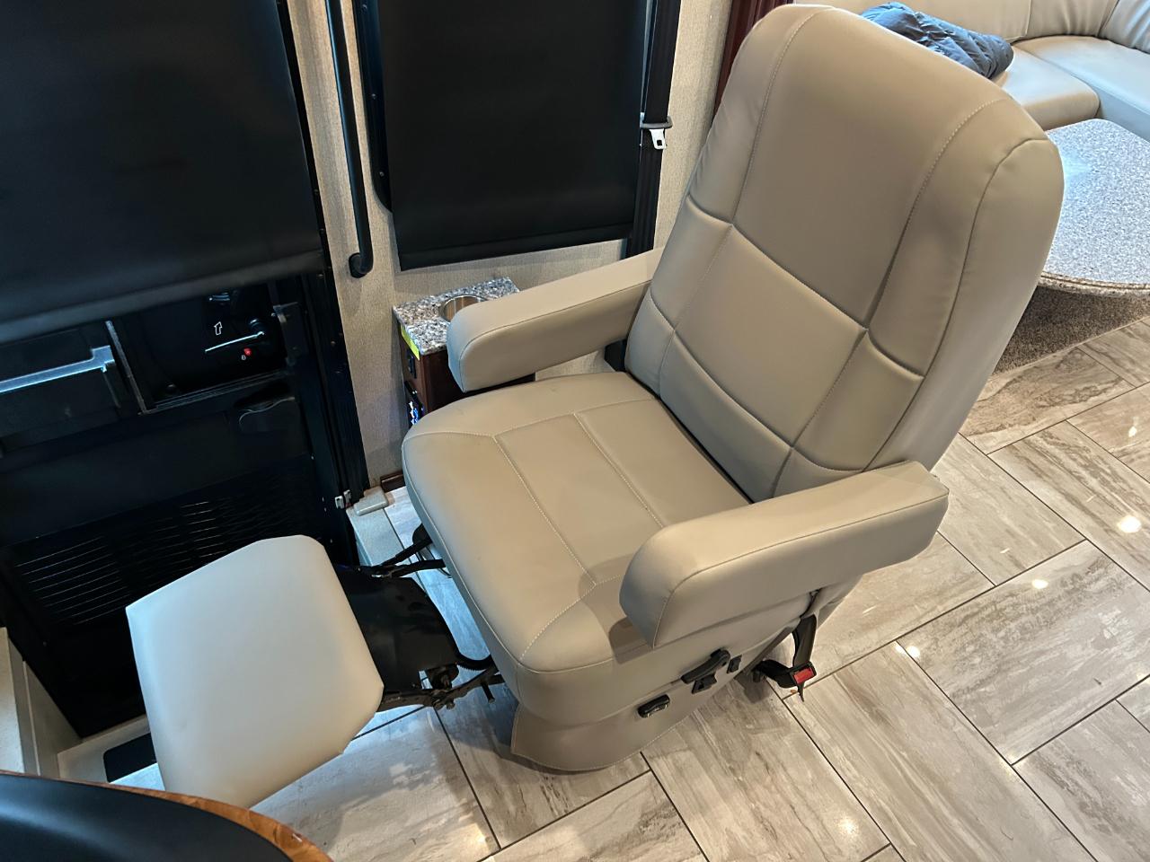 Fleetwood Discovery  2017