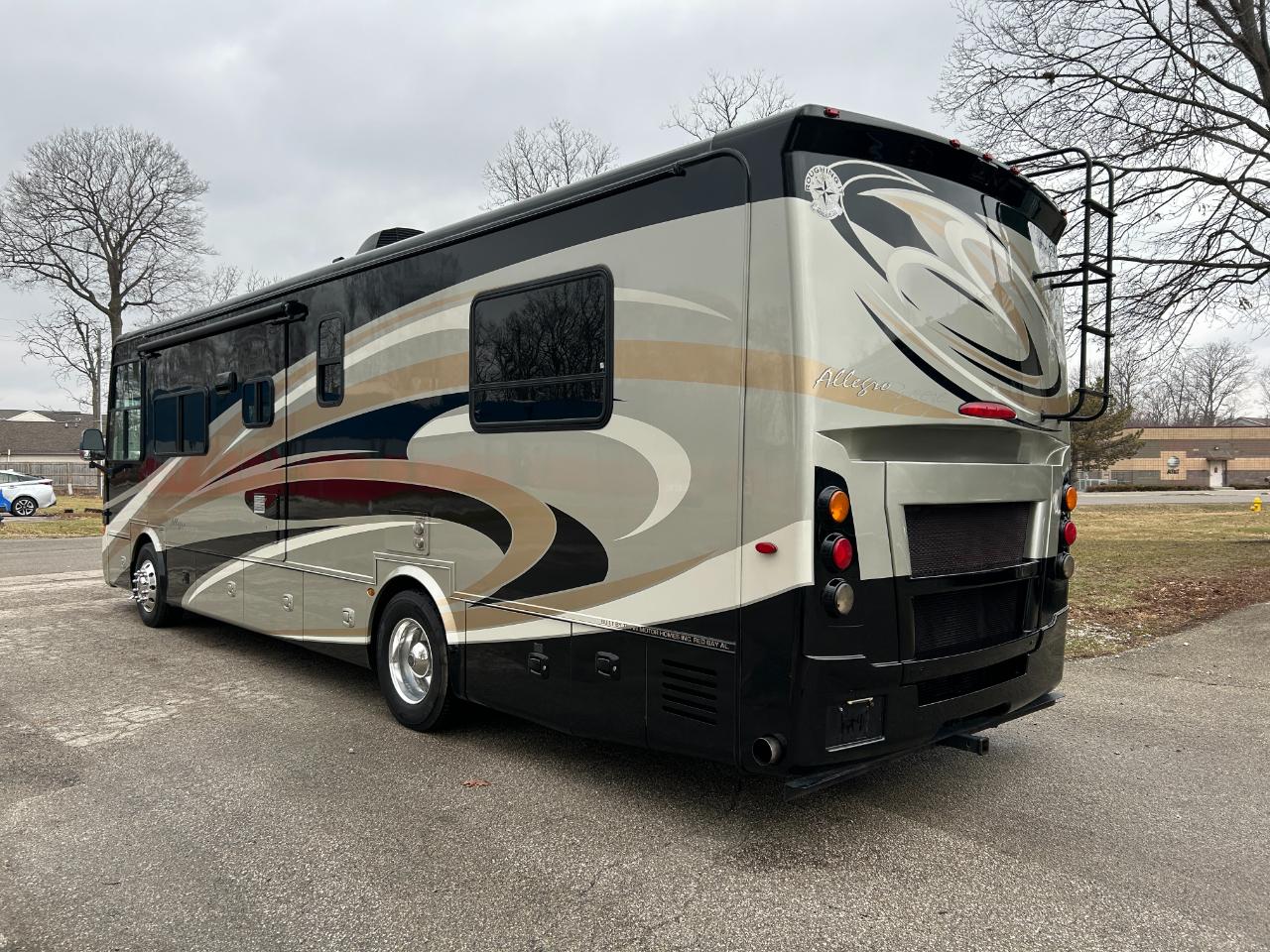 Tiffin Motorhomes, Inc Breeze  2013