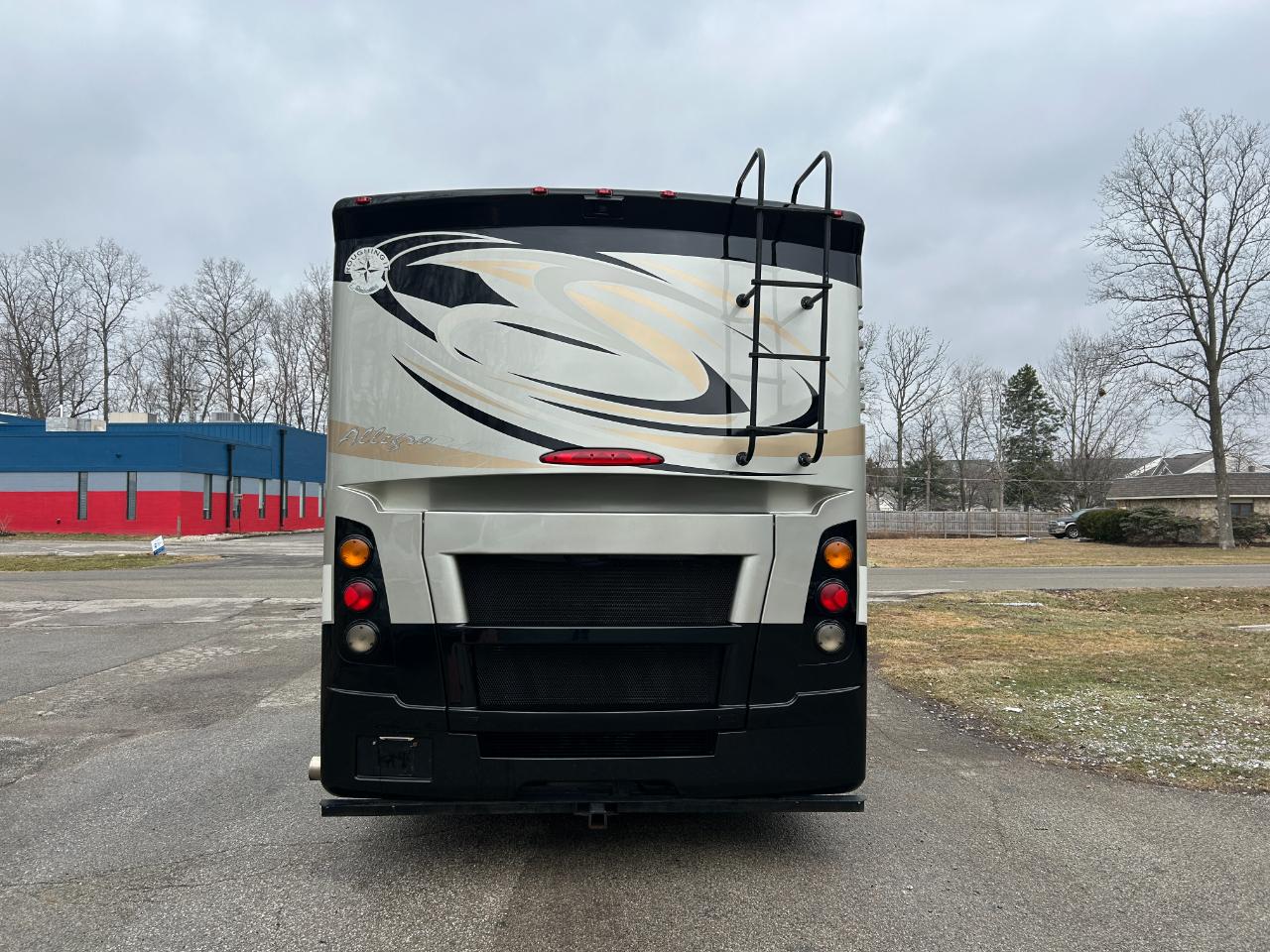 Tiffin Motorhomes, Inc Breeze  2013