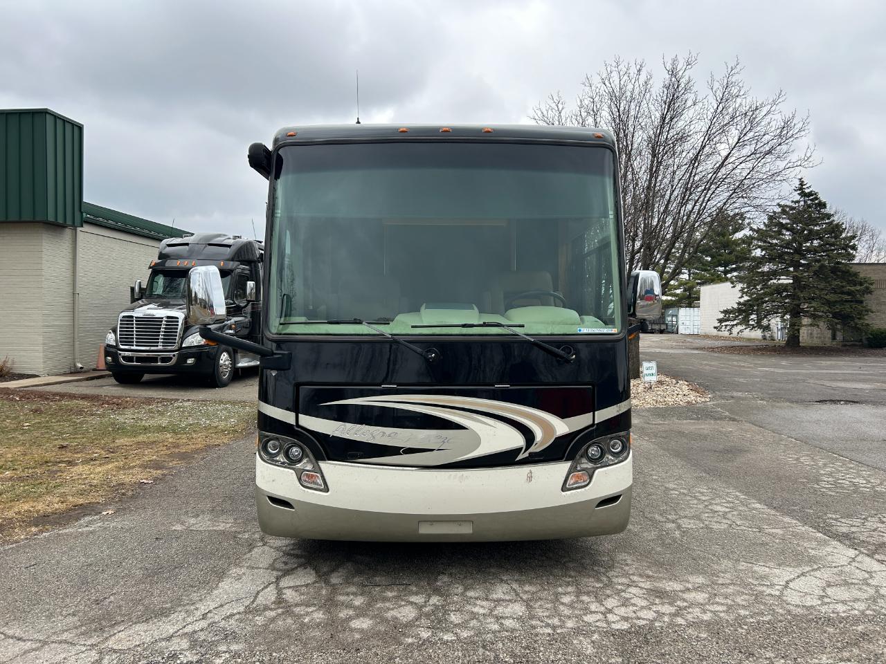 Tiffin Motorhomes, Inc Breeze  2013