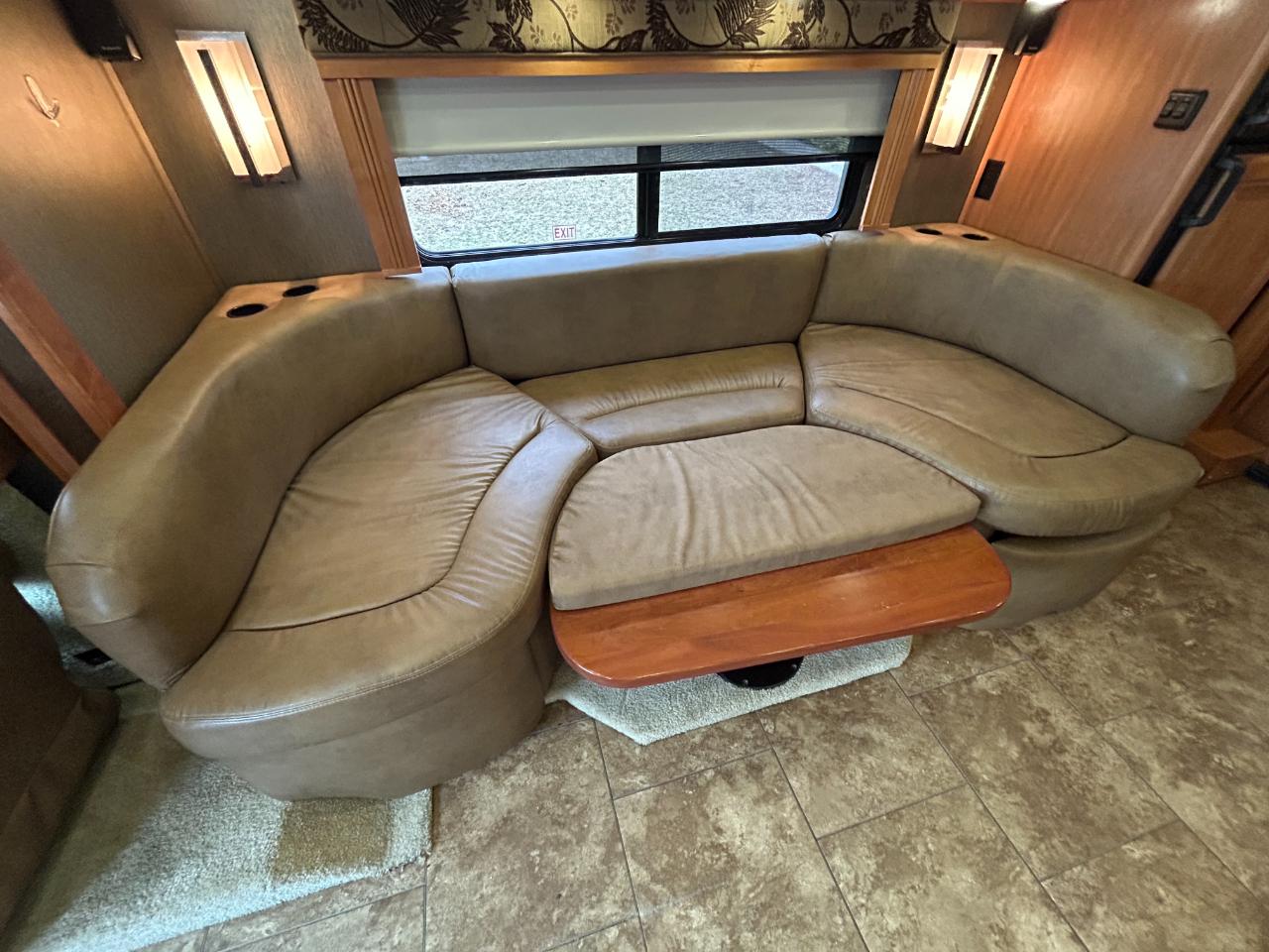 Tiffin Motorhomes, Inc Breeze  2013