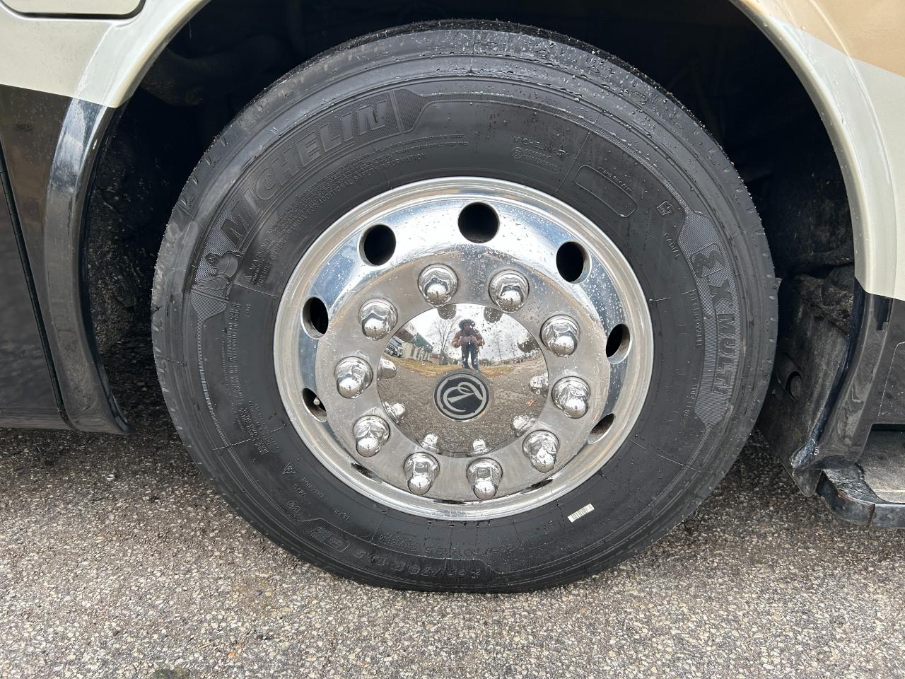 Tiffin Motorhomes, Inc Breeze  2013