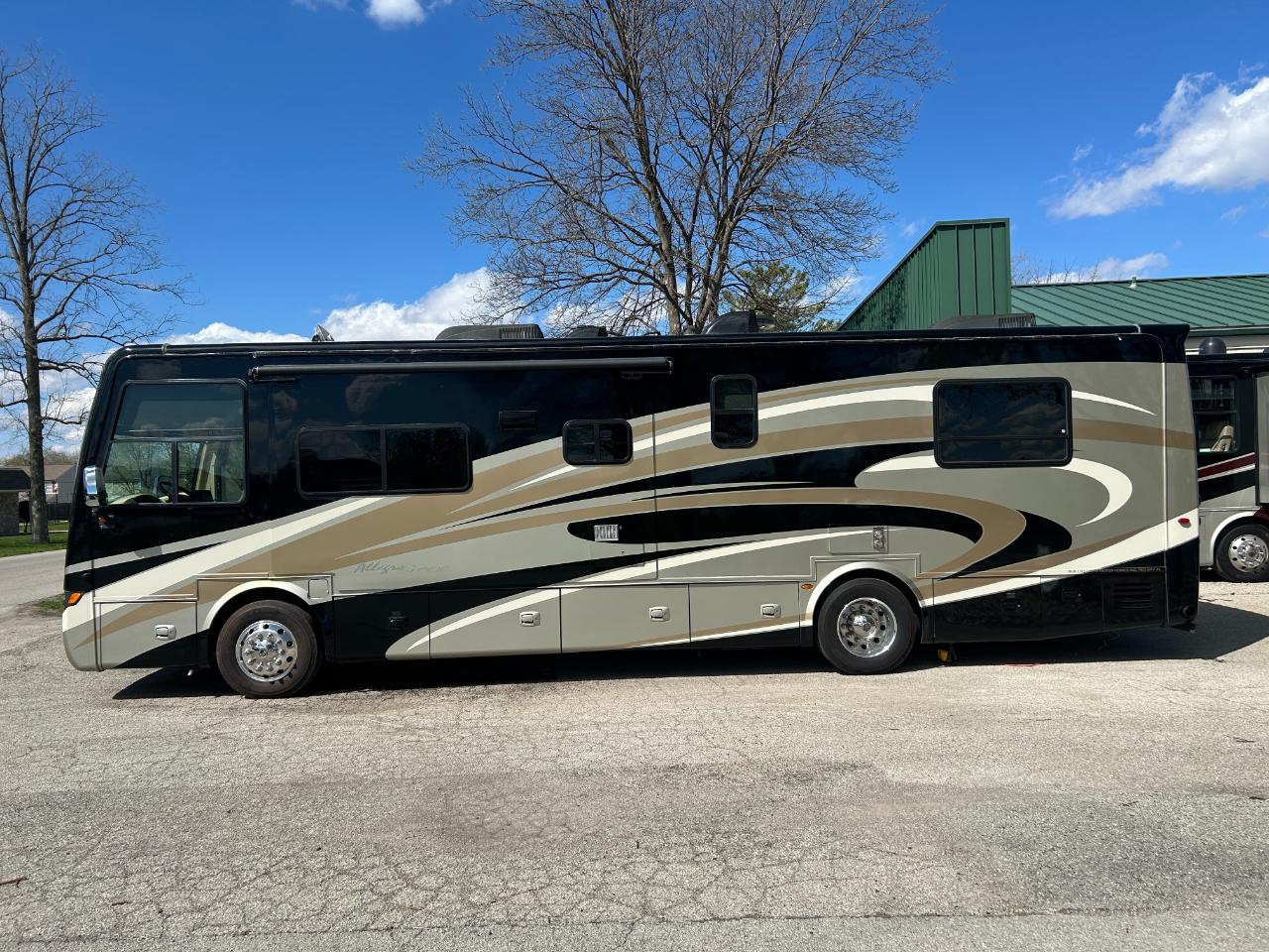 Tiffin Motorhomes, Inc Breeze  2013