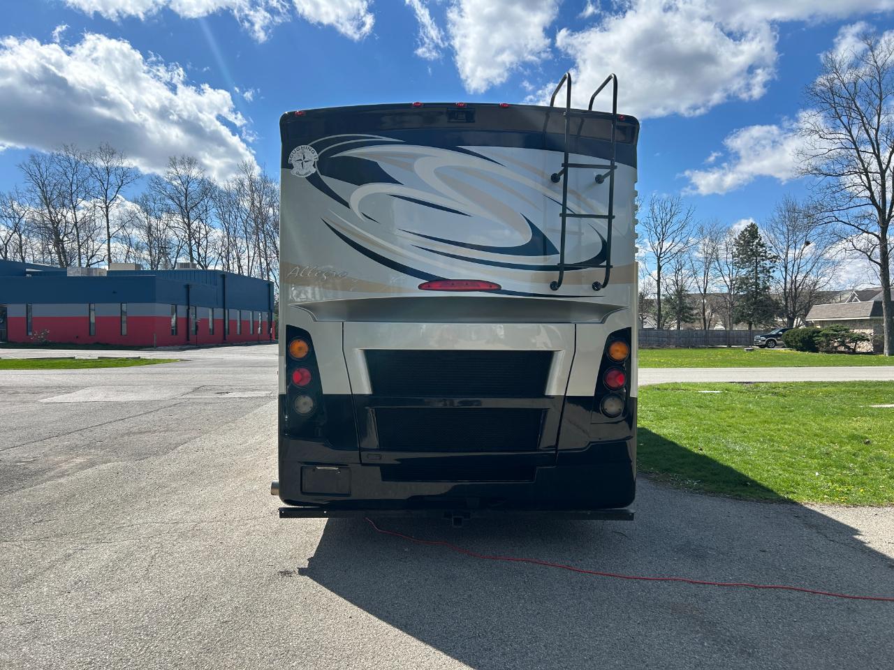 Tiffin Motorhomes, Inc Breeze  2013