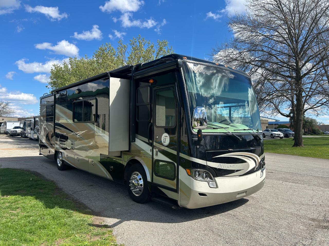 Tiffin Motorhomes, Inc Breeze  2013