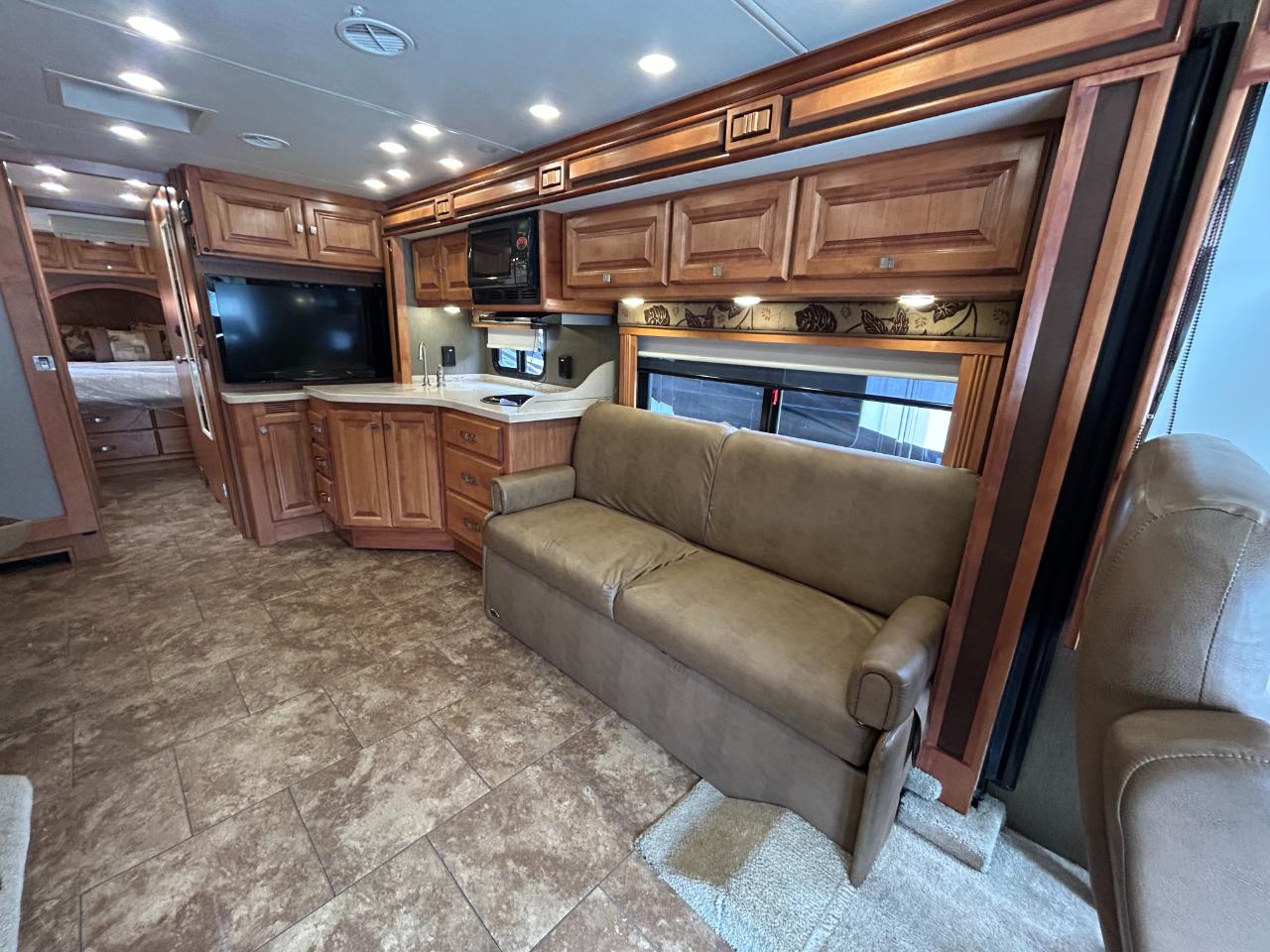 Tiffin Motorhomes, Inc Breeze  2013
