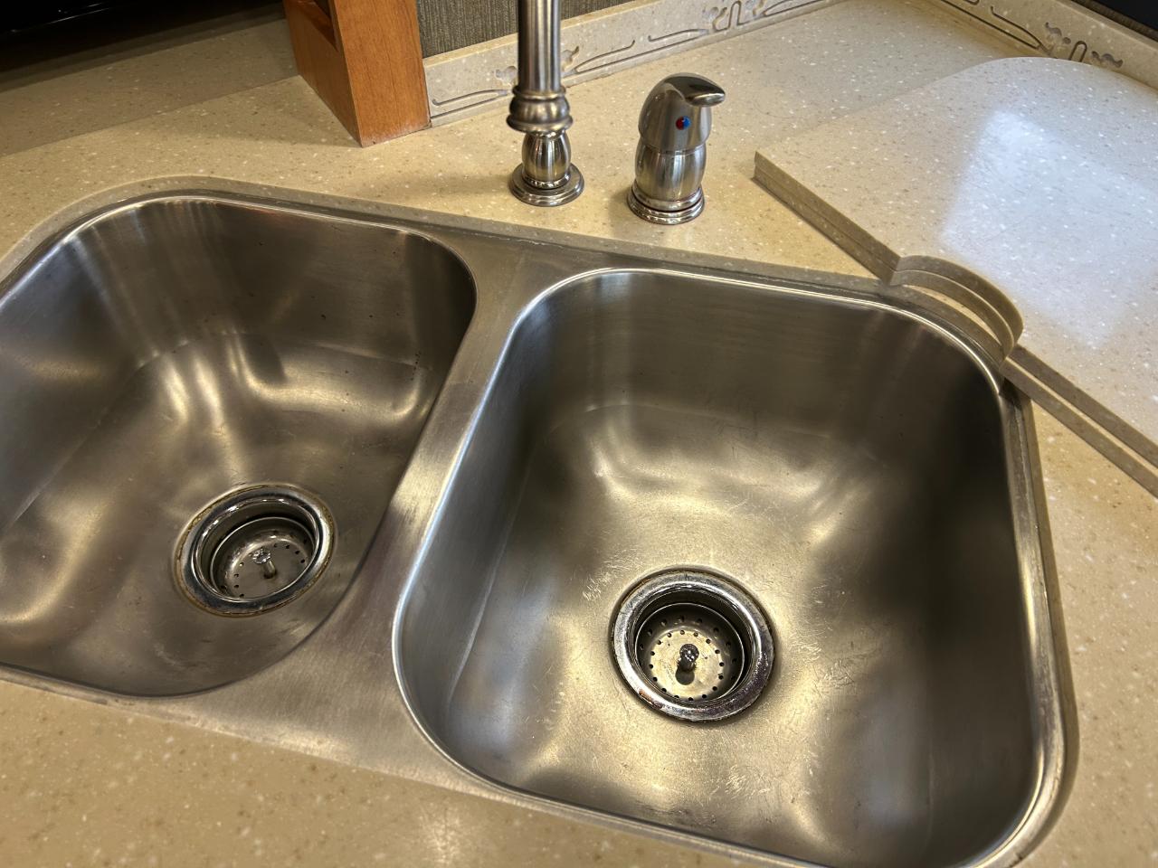 Tiffin Motorhomes, Inc Breeze  2013