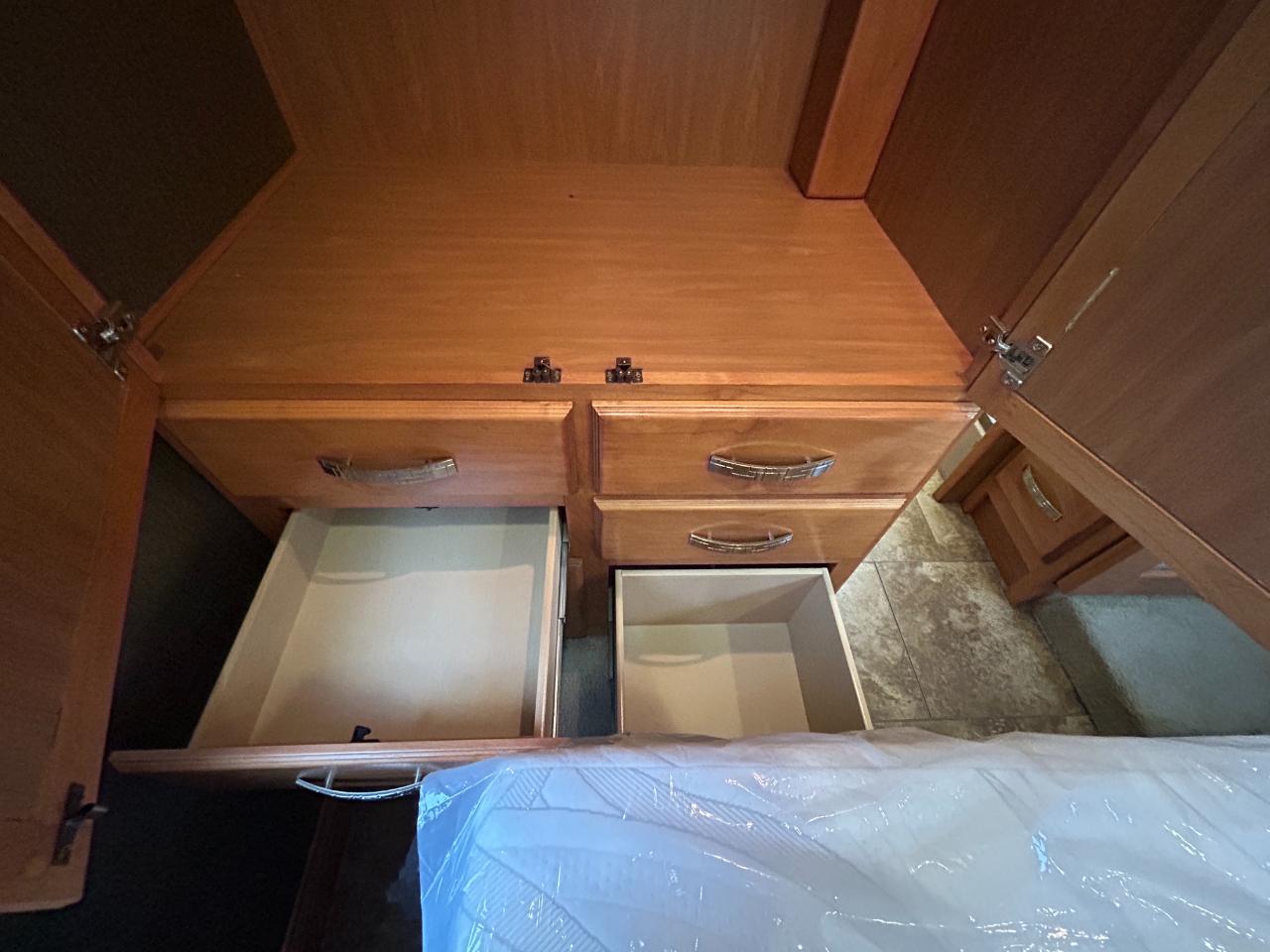 Tiffin Motorhomes, Inc Breeze  2013