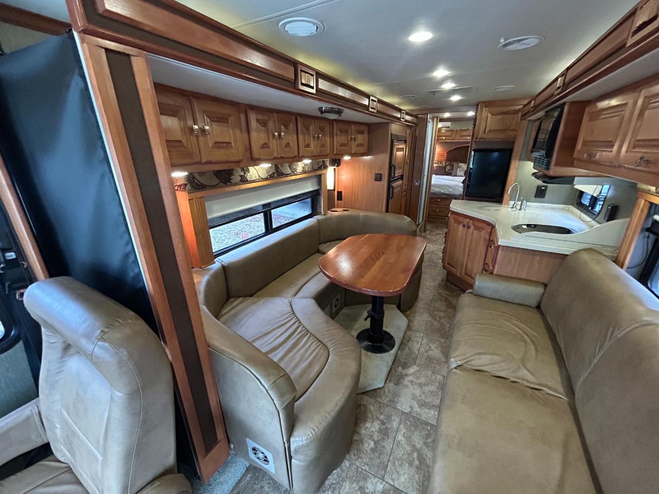 Tiffin Motorhomes, Inc Breeze  2013