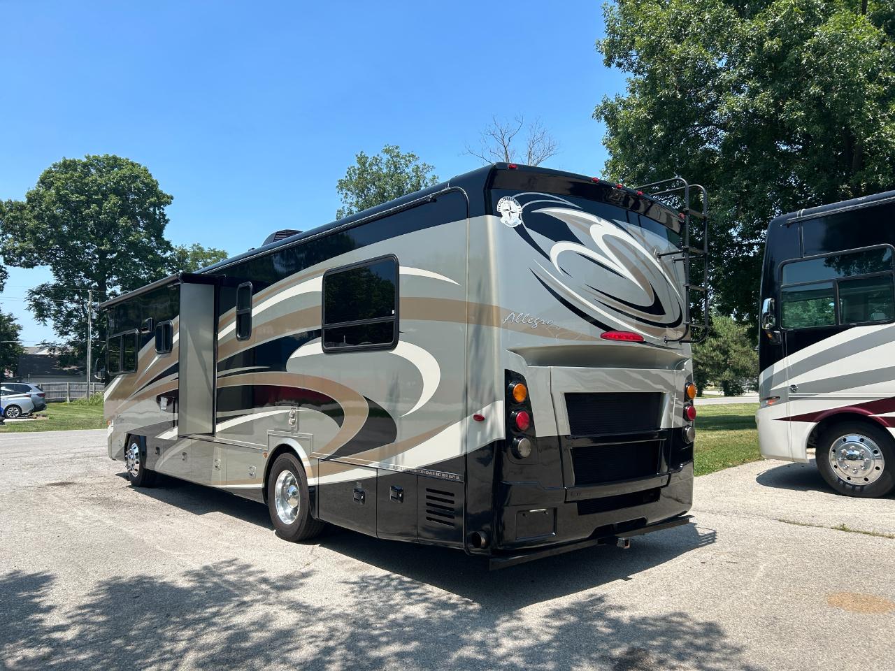 Tiffin Motorhomes, Inc Breeze  2013