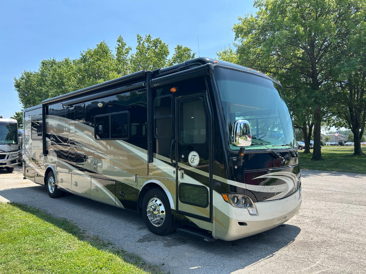 Tiffin Motorhomes, Inc Breeze  2013