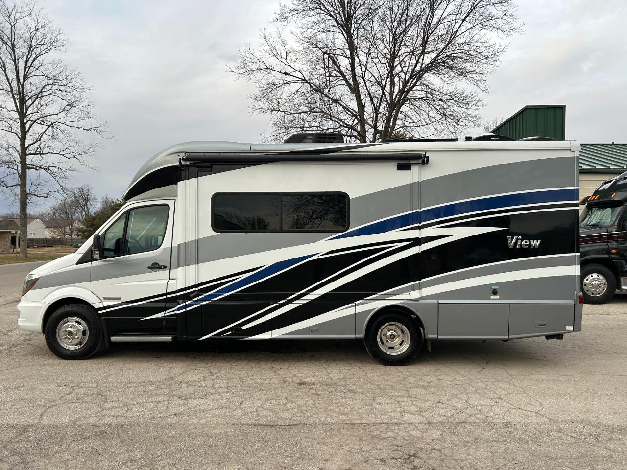 Winnebago View  2018