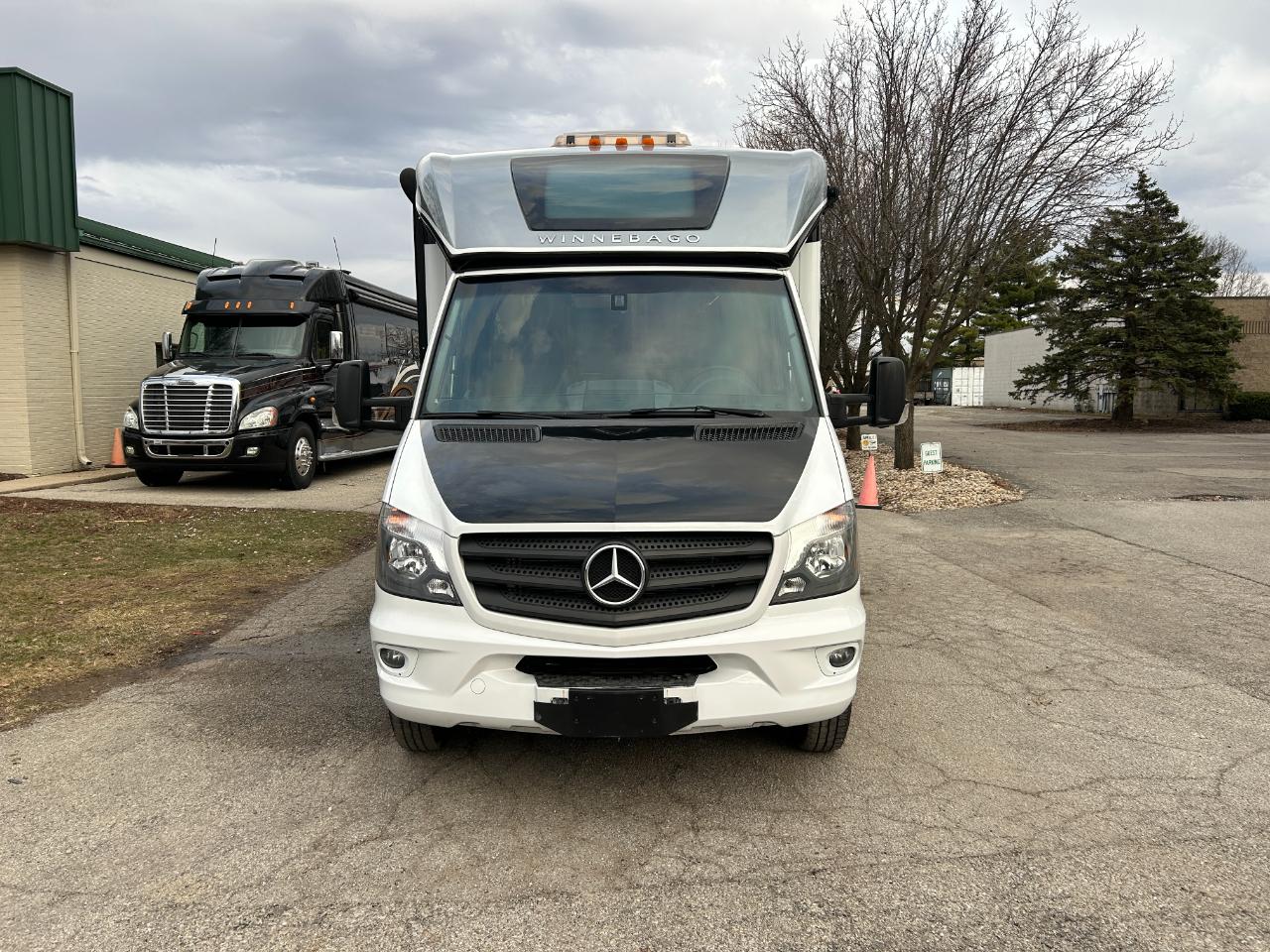 Winnebago View  2018