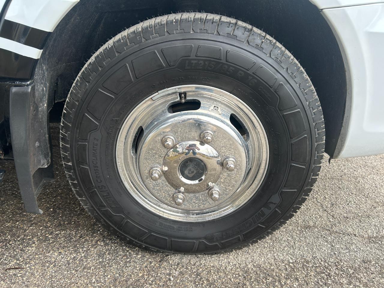 Winnebago View  2018