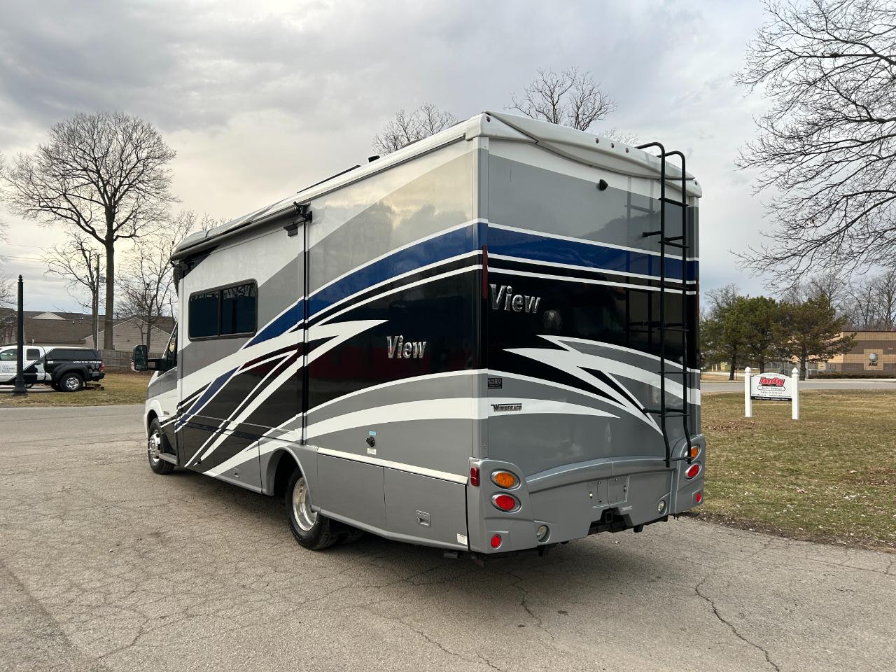 Winnebago View  2018