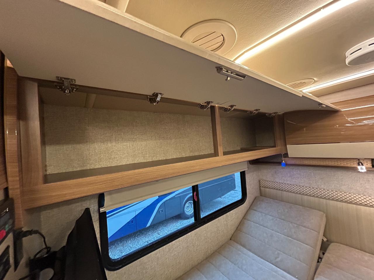 Winnebago View  2018