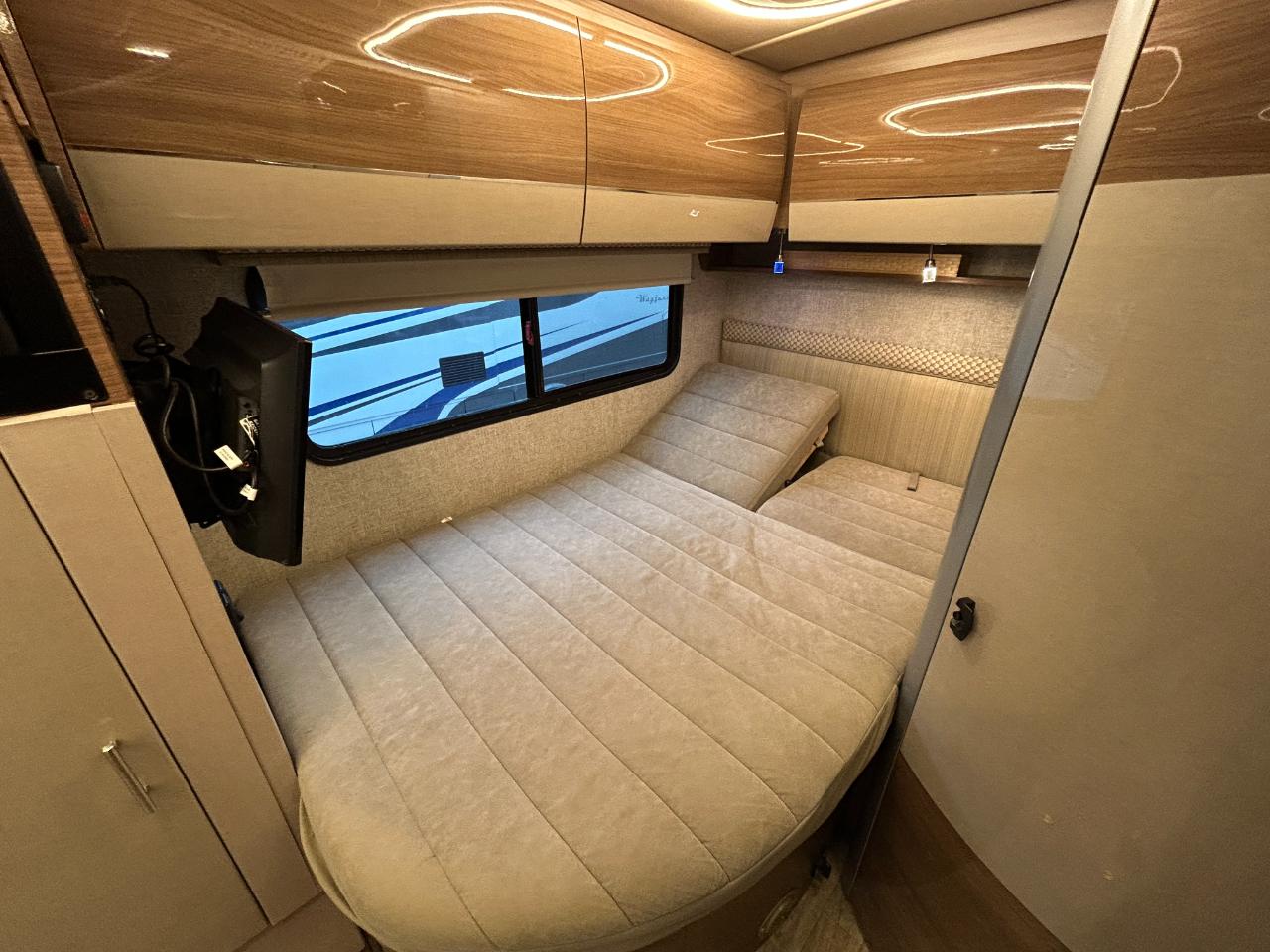 Winnebago View  2018