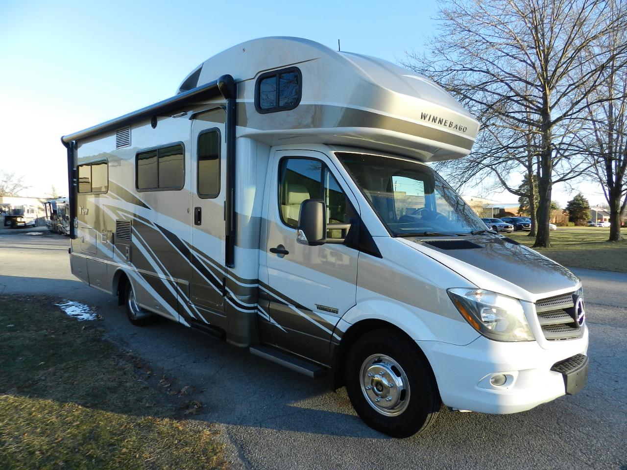 Winnebago View  2017