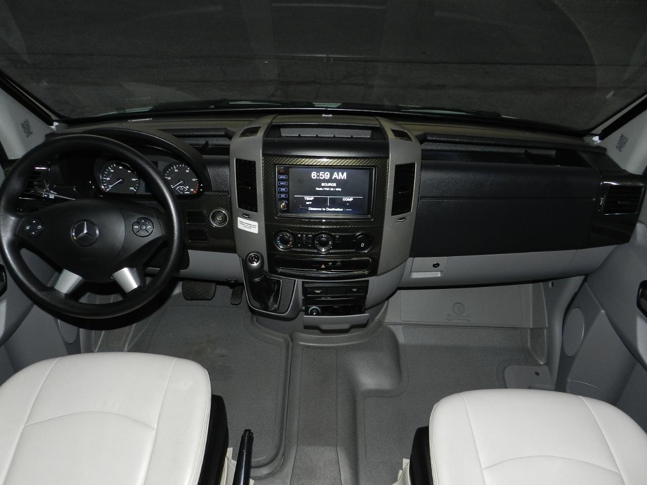 Winnebago View  2017