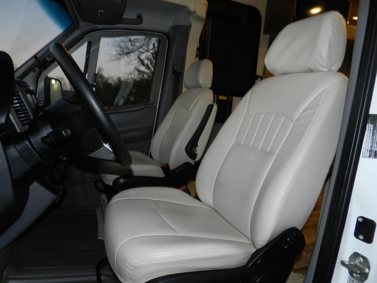 Winnebago View  2017