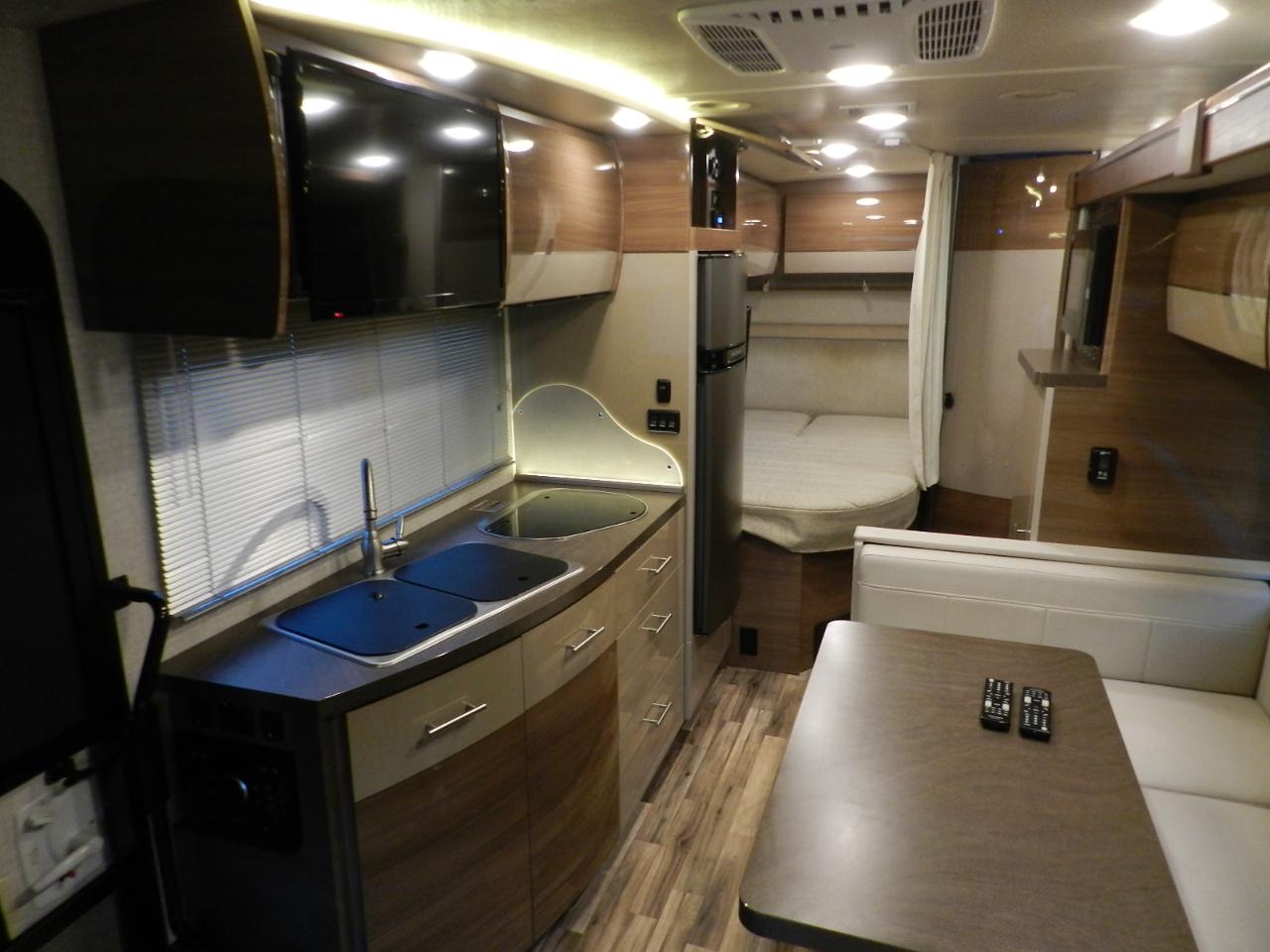 Winnebago View  2017