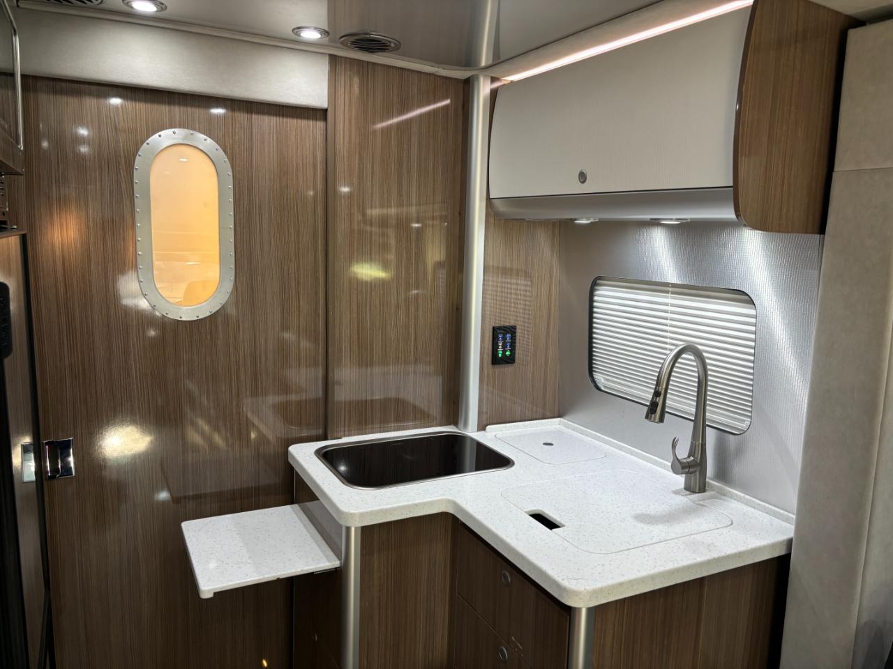 Airstream Atlas  2019