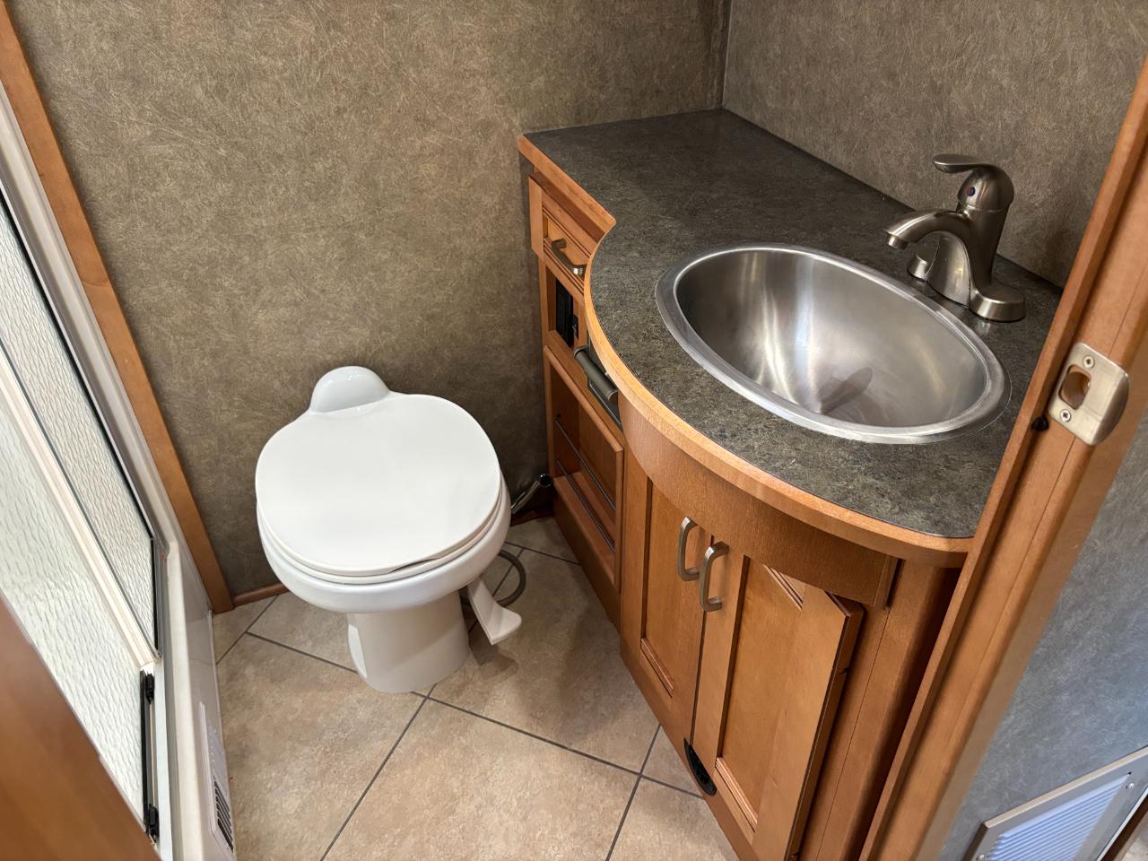 Winnebago Forza  2016