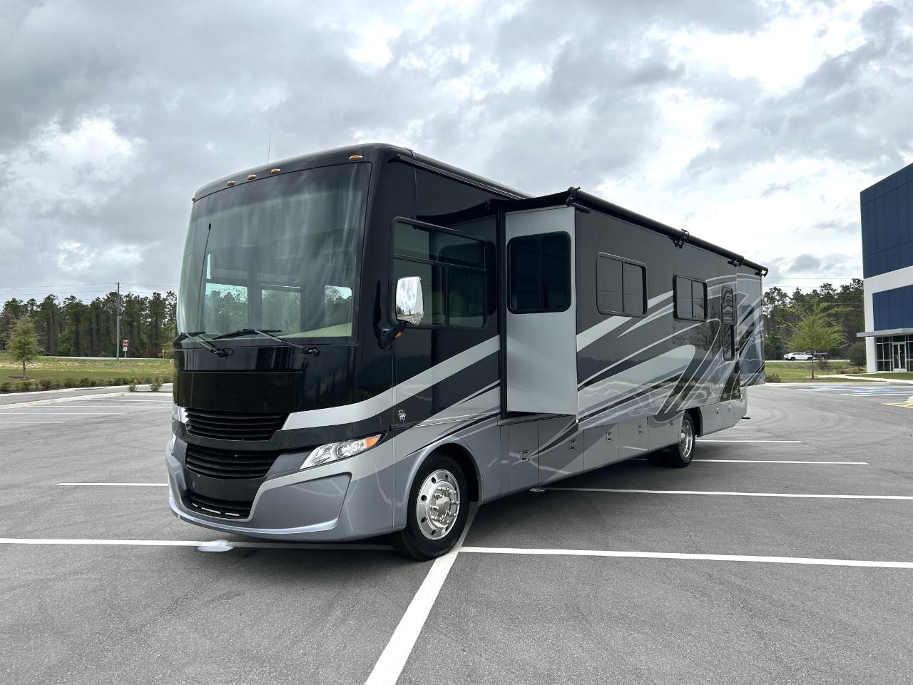 Tiffin Motorhomes Allegro  2020