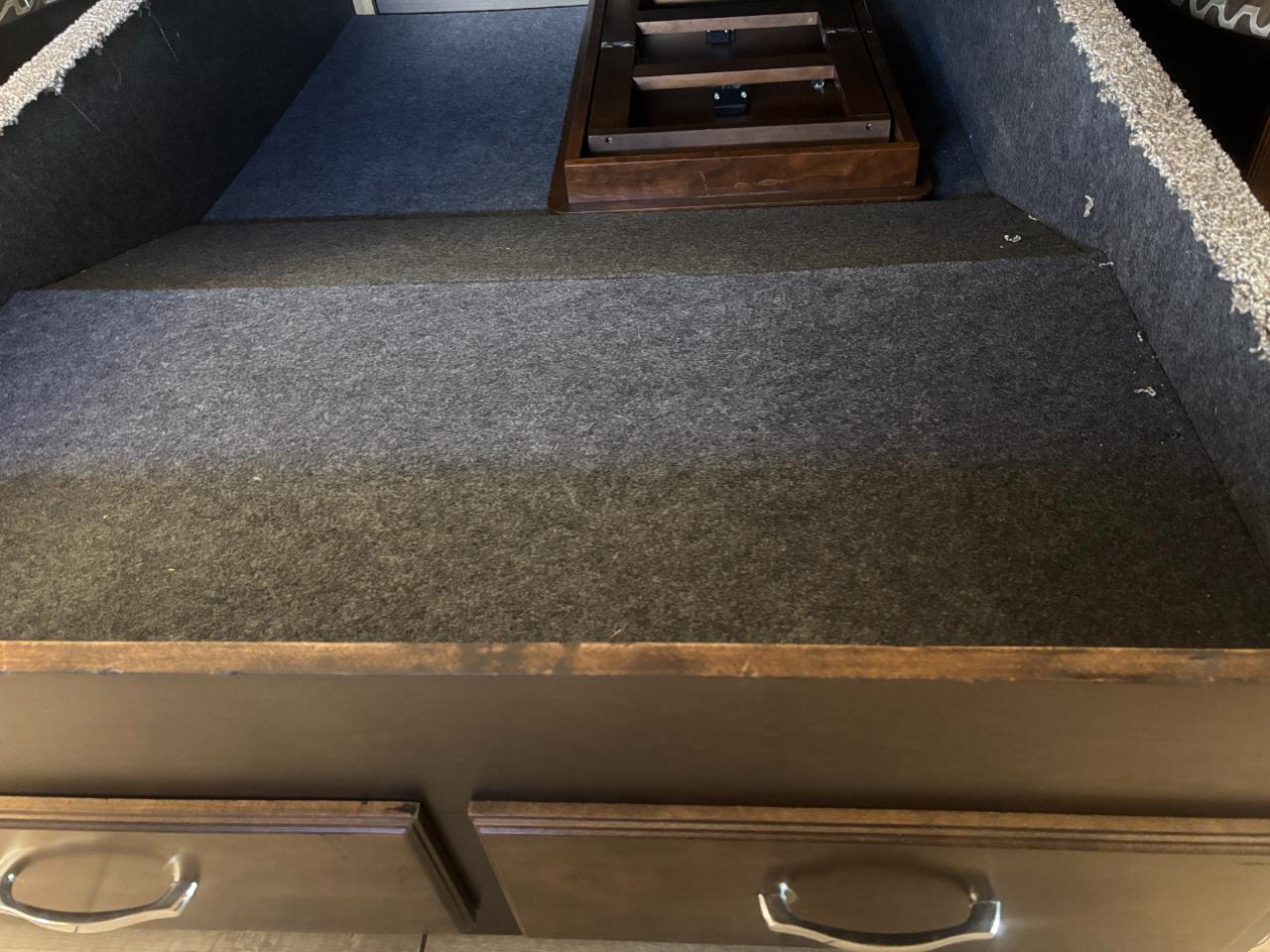 Tiffin Motorhomes Allegro  2020