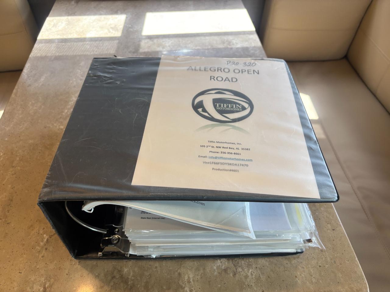 Tiffin Motorhomes Allegro  2020