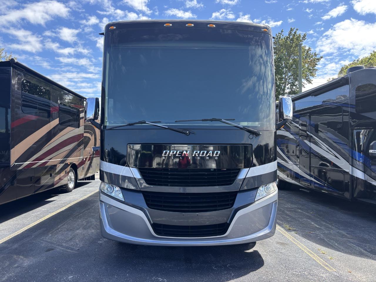 Tiffin Motorhomes Allegro  2020