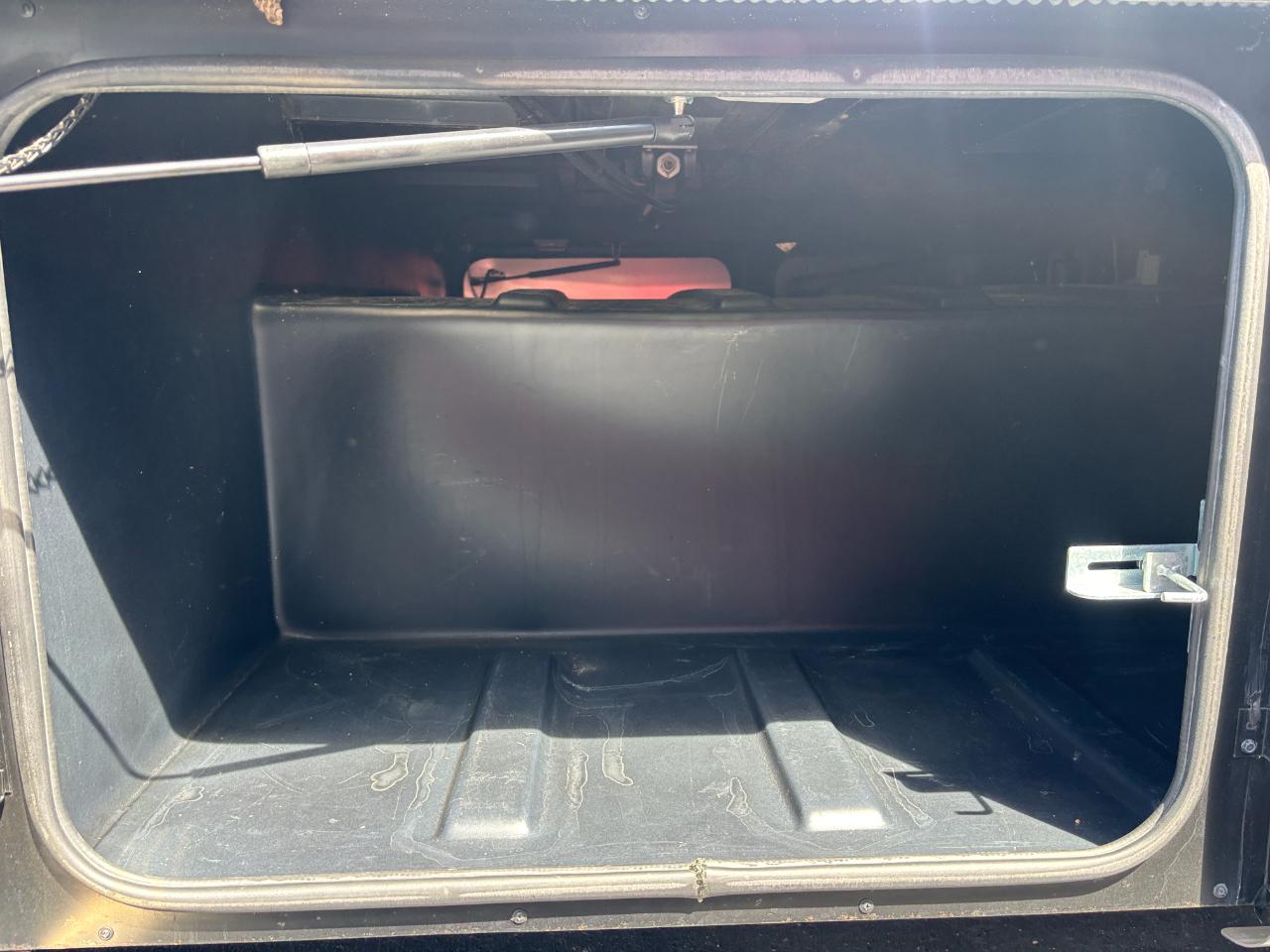 Tiffin Motorhomes Allegro  2020