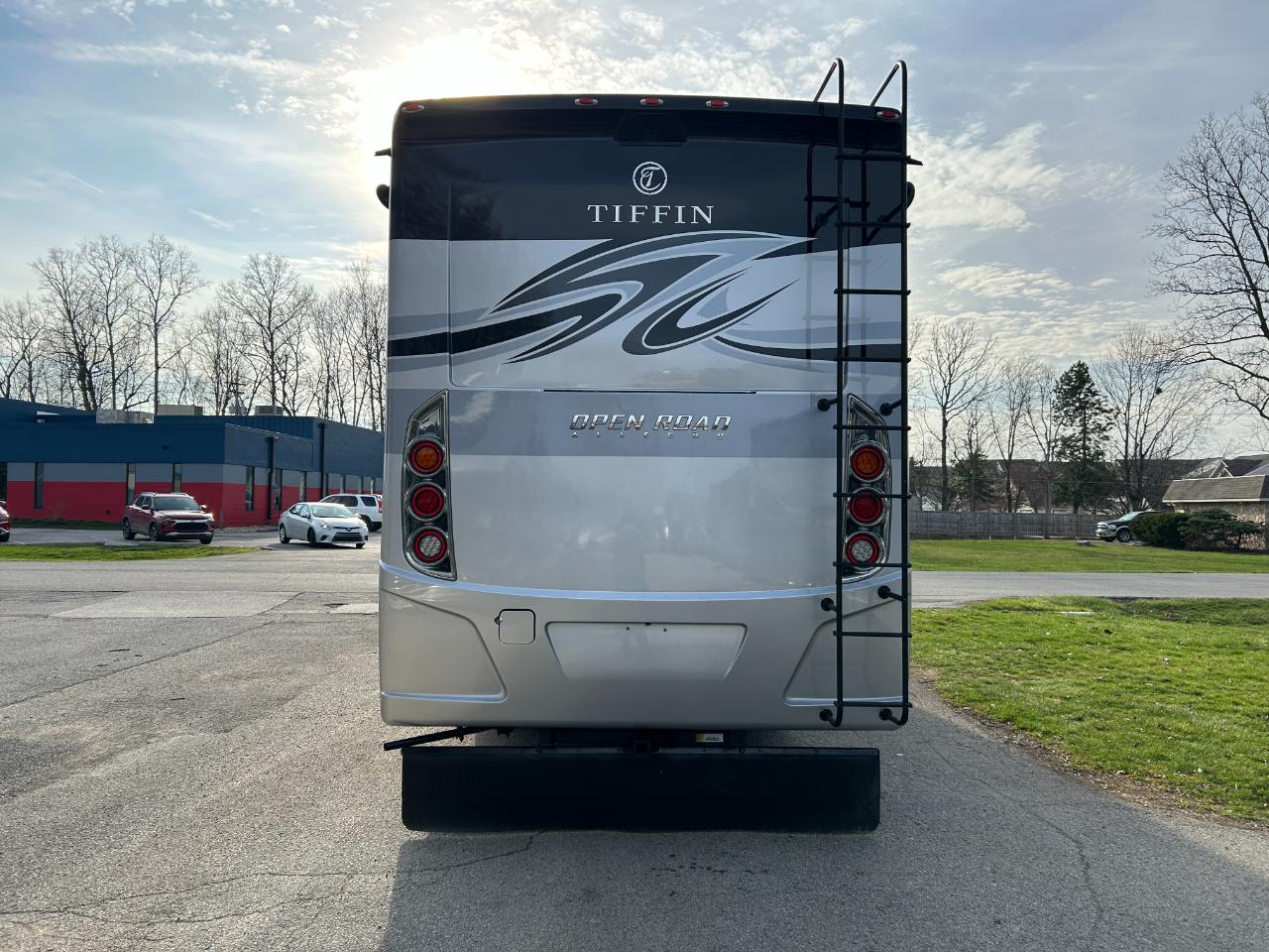 Tiffin Motorhomes Allegro  2020