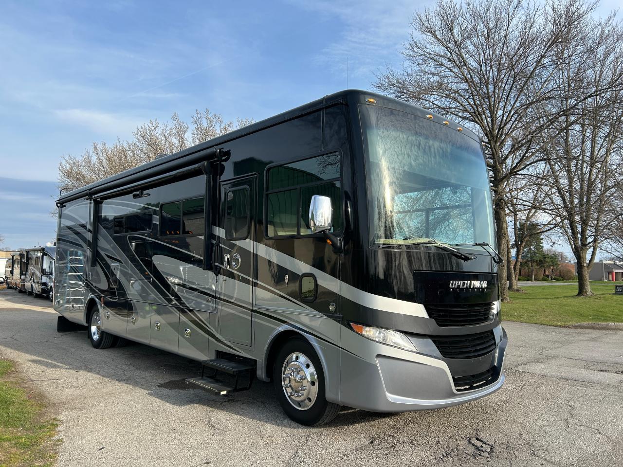 Tiffin Motorhomes Allegro  2020