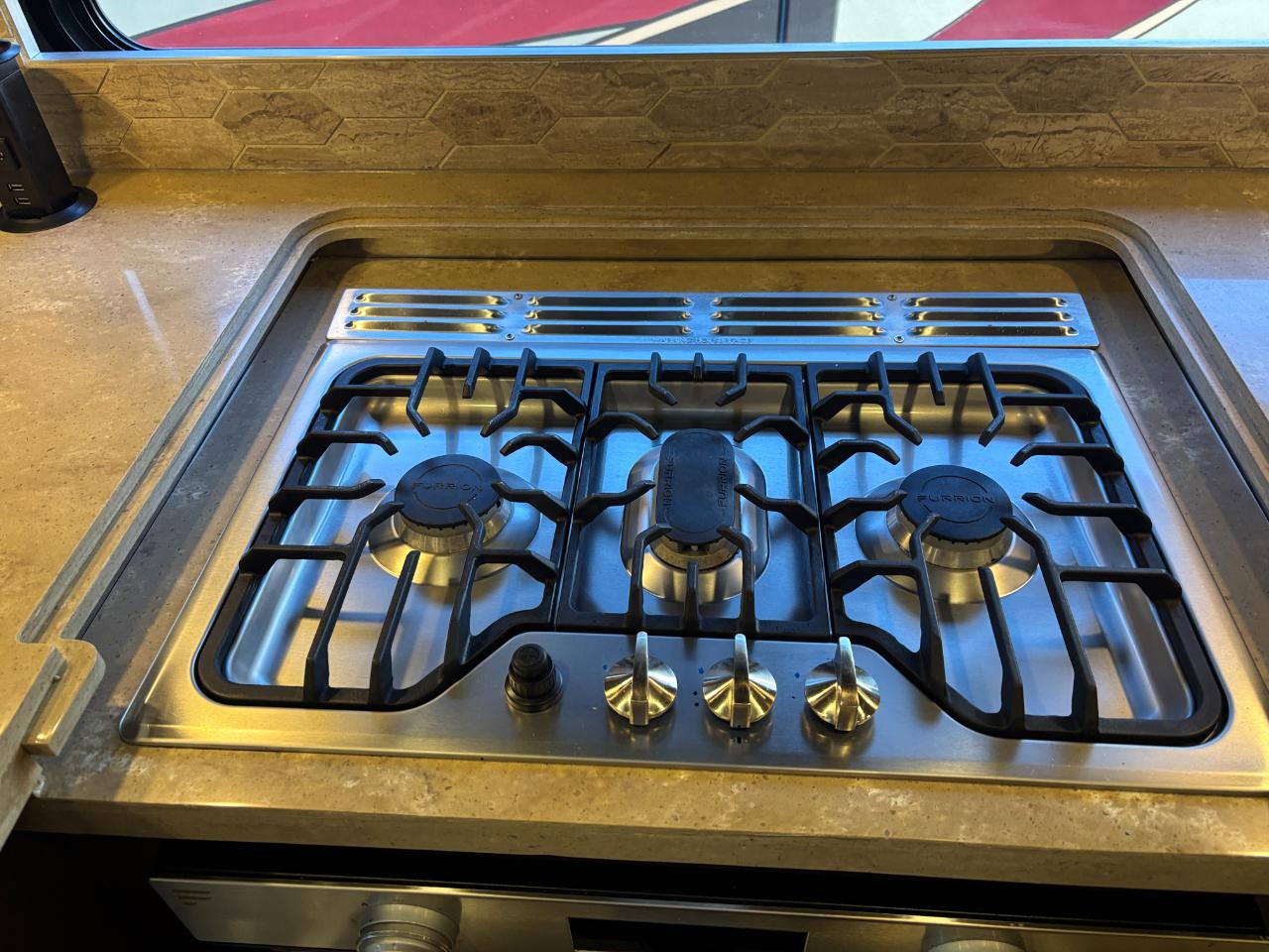 Tiffin Motorhomes Allegro  2020