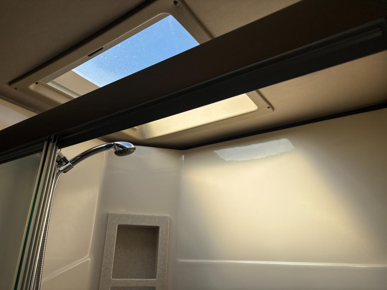 Tiffin Motorhomes Allegro  2020