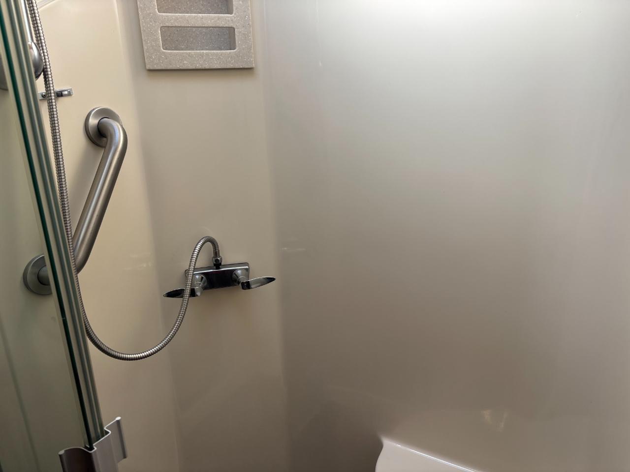 Tiffin Motorhomes Allegro  2020