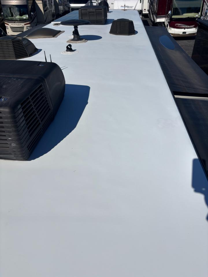 Tiffin Motorhomes Allegro  2020