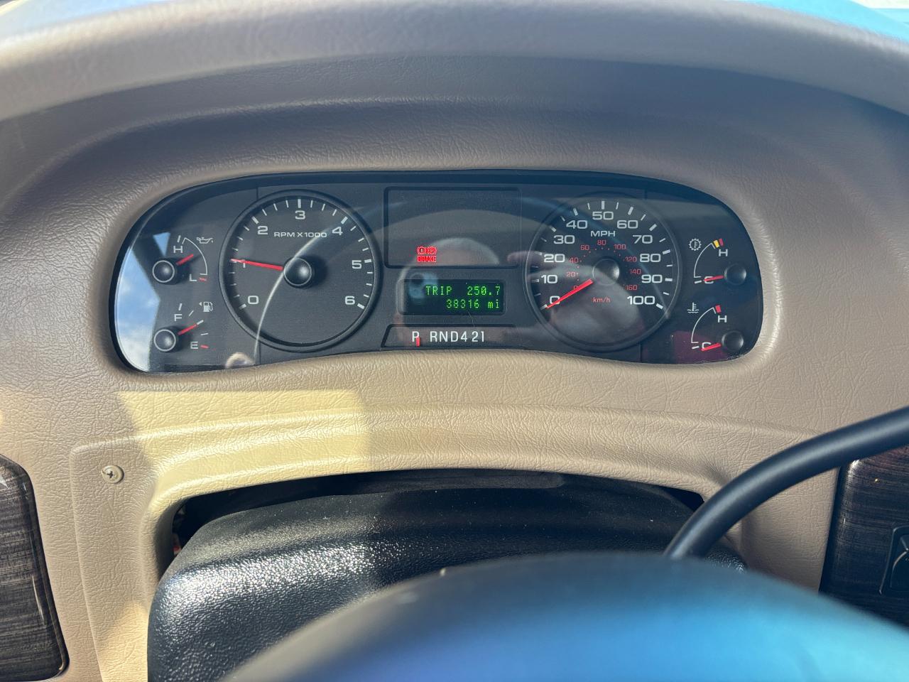 Thor Motor Coach Outlaw  2019