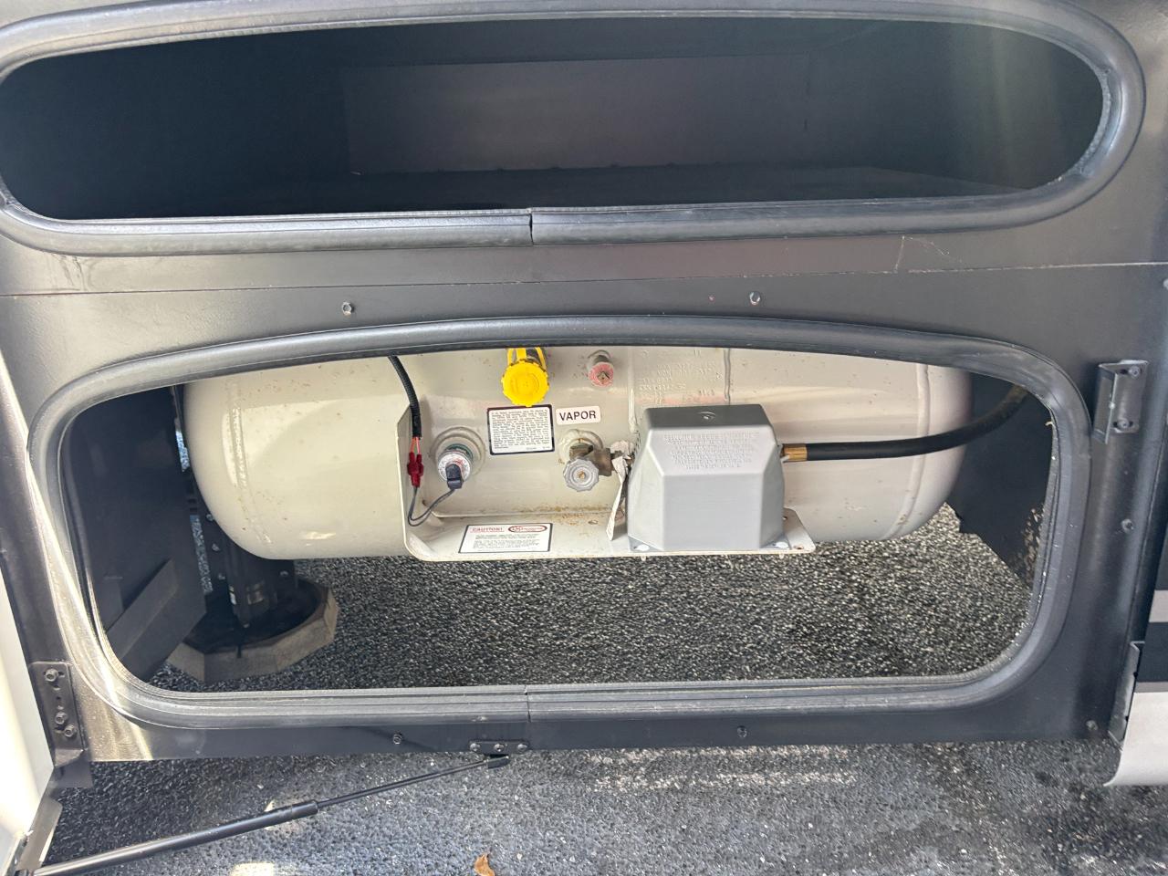 Thor Motor Coach Outlaw  2019