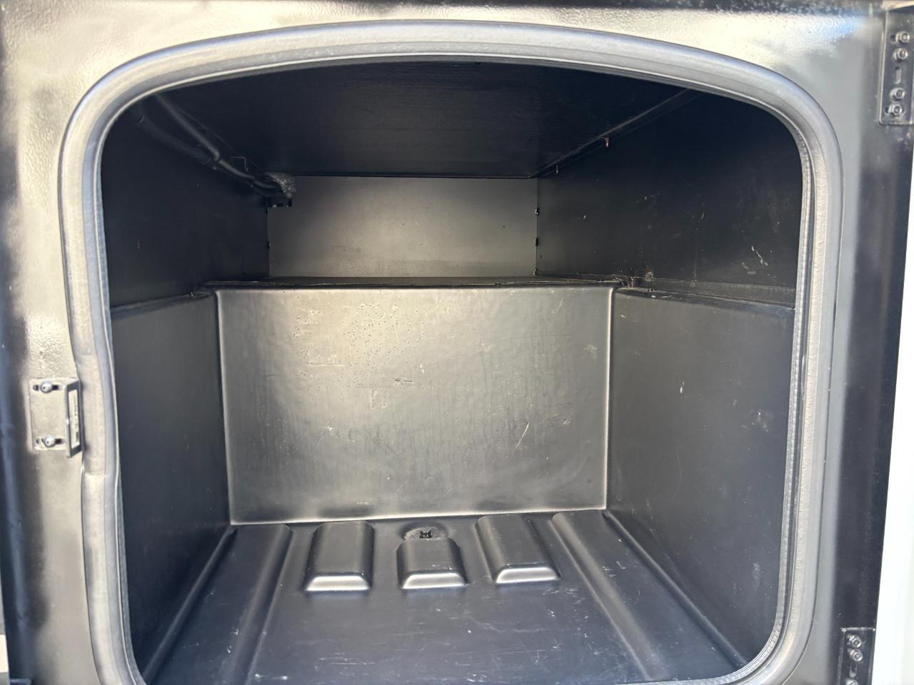 Thor Motor Coach Outlaw  2019